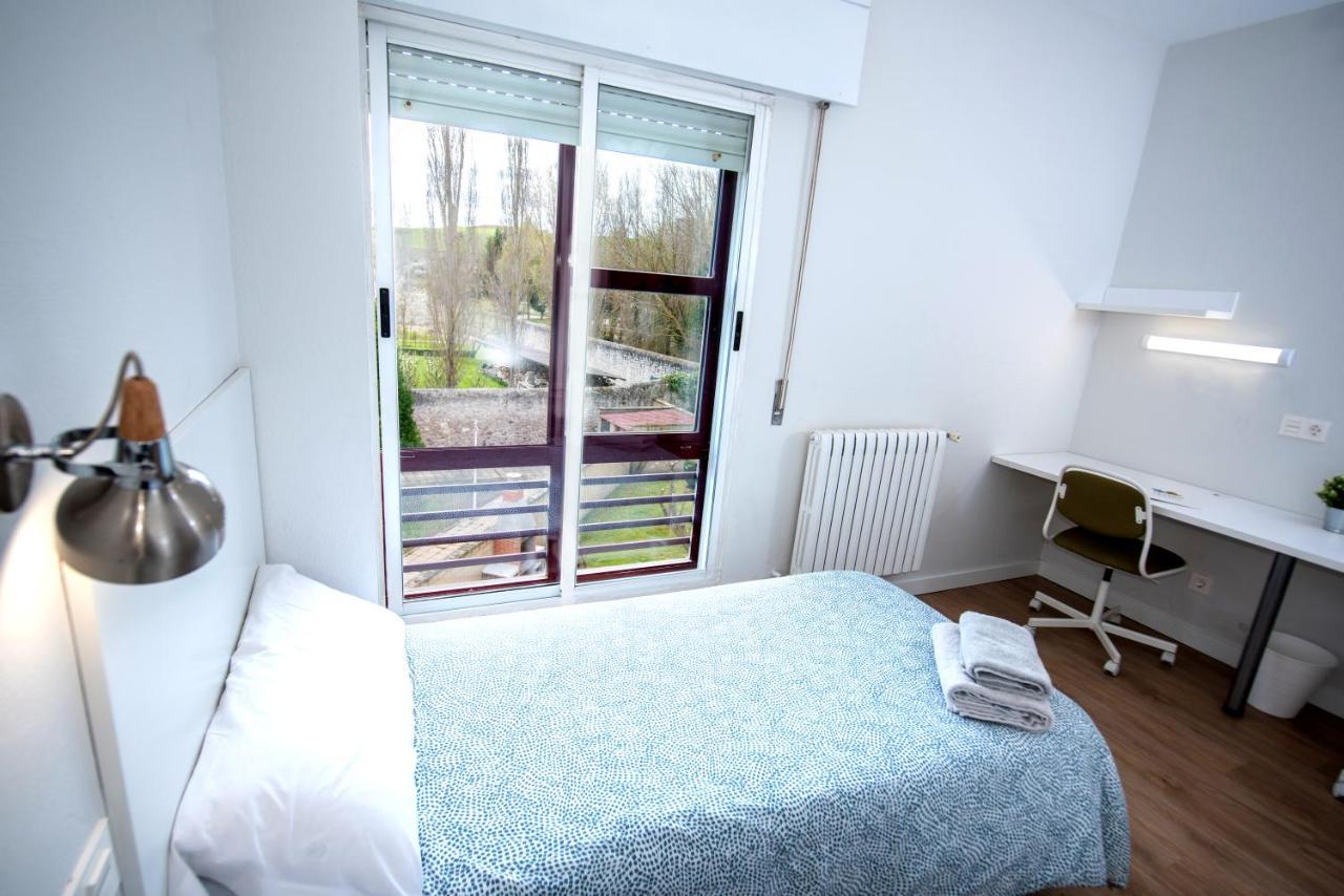 Residencia Hospital Del Rey Hostel Burgo Екстериор снимка