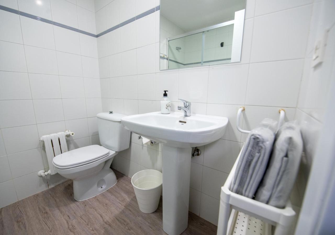 Residencia Hospital Del Rey Hostel Burgo Екстериор снимка