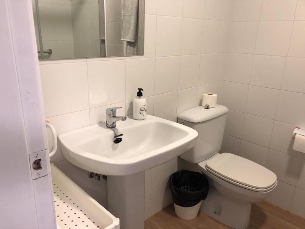 Residencia Hospital Del Rey Hostel Burgo Екстериор снимка