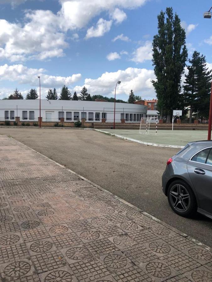 Residencia Hospital Del Rey Hostel Burgo Екстериор снимка